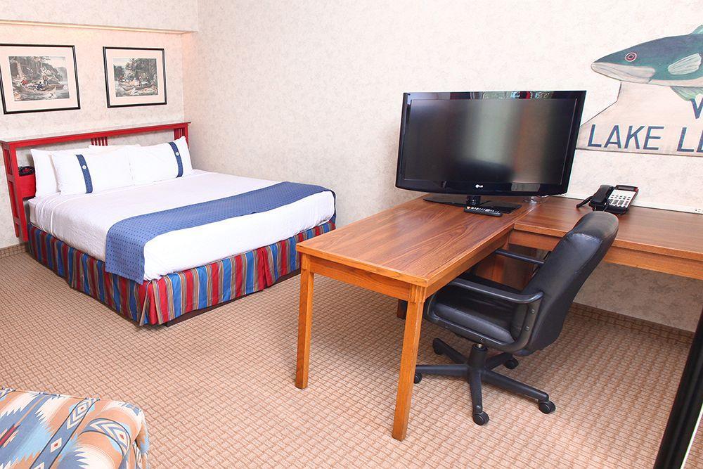 Wildwood Lodge & Suites 클리브 외부 사진