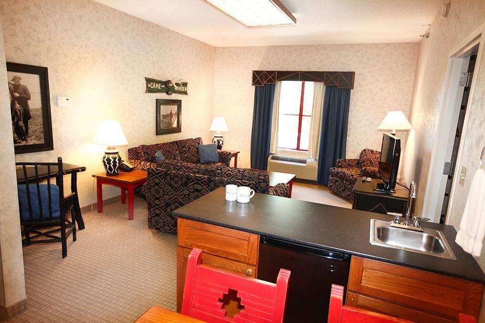 Wildwood Lodge & Suites 클리브 외부 사진