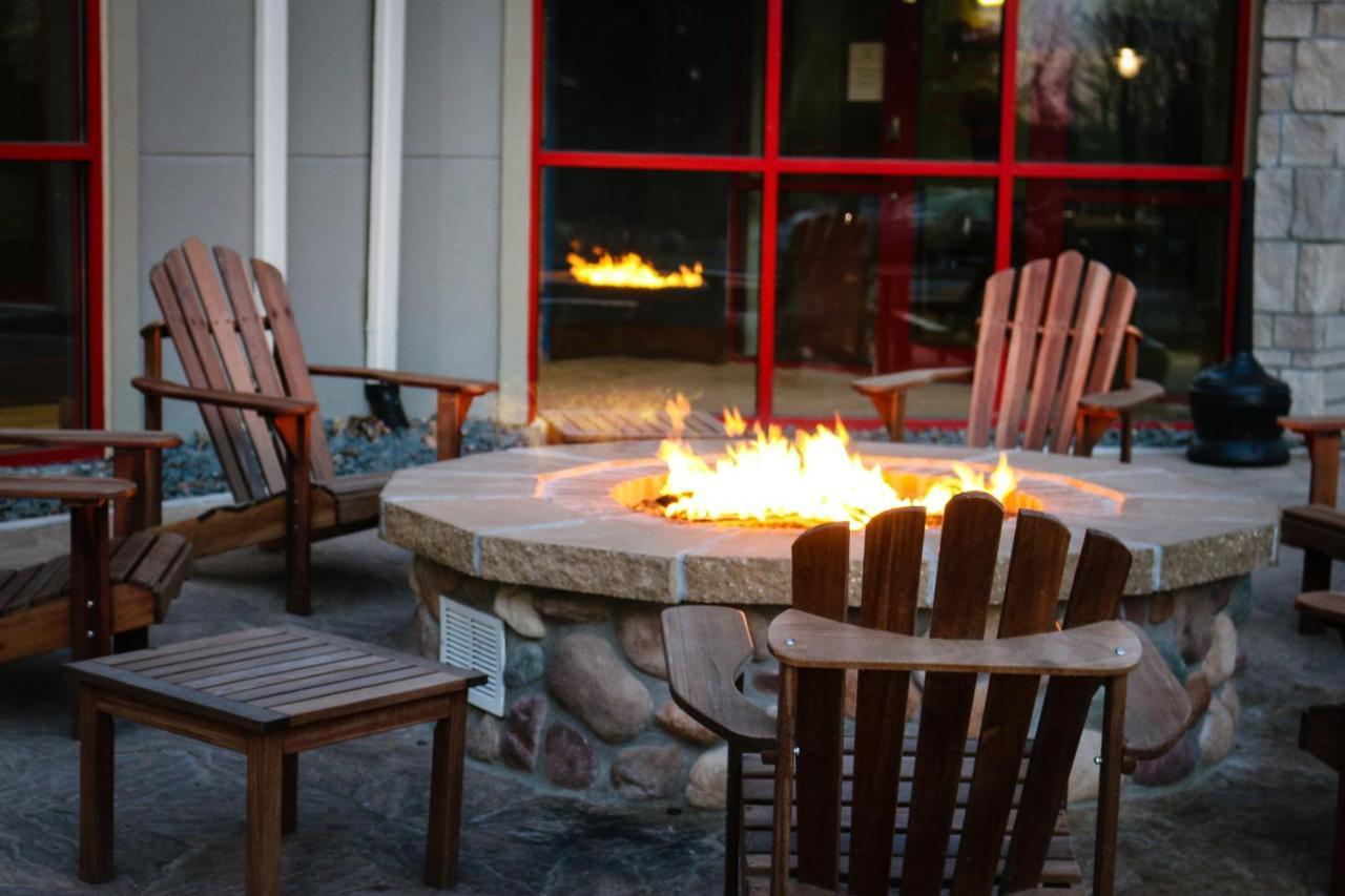 Wildwood Lodge & Suites 클리브 외부 사진