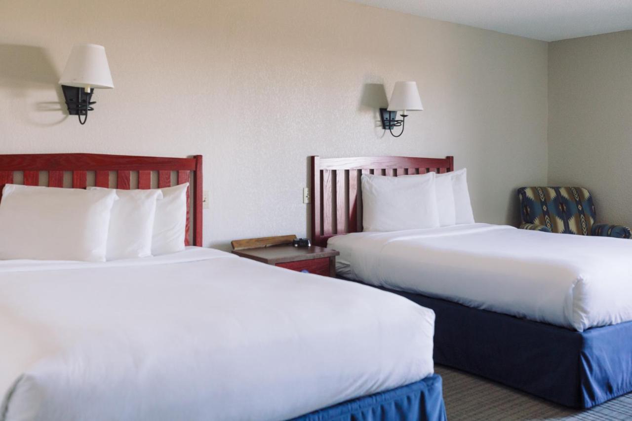 Wildwood Lodge & Suites 클리브 외부 사진